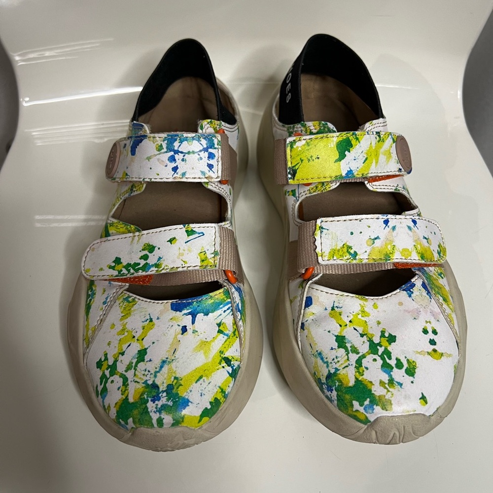 Uin White yellow and Green Artistic Velcro Sneakers art travel shoes